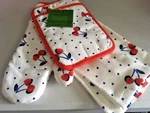 New Kate Spade Four Piece Kitchen Set - Cherries Towels Pot Holder Oven Mitt. Fixed Price $49.99.