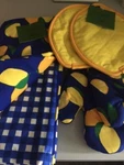 New Kate Spade Eight Piece Kitchen Set - Lemons Towels Pot Holders Oven Mitts. Fixed Price $89.99.