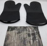 Homwe Silicone Oven Mitts Black Heavy Duty Cooking. Fixed Price $9.99.