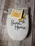 Lisa Audit Sweet Home Oven Mitt With Yellow Flowers. Fixed Price $15.00.