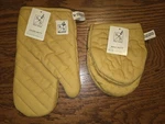 Mustard Yellow Sprig+spoon Oven And Mini Mitt. Set Of 2 Nwt Kitchen. Fixed Price $13.00.