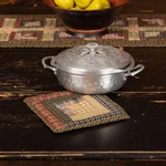 Pot Holder Tea Cabin Rustic 8X8 Quilted Patchwork Kitchen Table Decor Vhc Brands. Fixed Price $7.95.