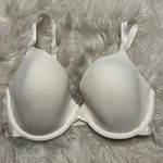 Wacoal 32DD Bra White Simple And Serene Shirt Underwire Back Closure 85337. Fixed Price $16.99.