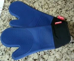 New Vonshef Blue Silicone Oven Grill Gloves. Fixed Price $20.00.