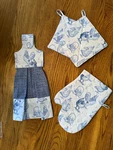 "blue Chickens & Rooster" Dish Towel With 2 Pot Holders 1 Oven Mitt (4PC Set ). Fixed Price $21.99.