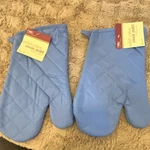 Cotton Valley Blue Quilted 100% Oven Mitts Set Of 2 Mpn CV78553. Fixed Price $10.00.