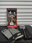Jim Bean 3 Piece Grilling Mitten Glove Thick Quality Bourbon Whiskey Bbqing Tool. Fixed Price $27.50.