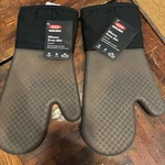 New Set Of Two Black Oxo Good Grips Silicone Oven Mitts Heat Resistant Washable. Fixed Price $65.00.