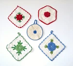 Lot Of 5 Vintage Hand-crocheted Potholders, Floral, 1 Round, Double Thickness. Fixed Price $7.49.