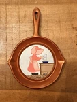 Vintage 1976 Duncan Ceramic Country Frying Pan Trivet Kitchen Decor. Fixed Price $15.00.