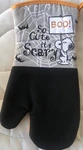 Peanuts Snoopy So Cute Its Scary Silicone Oven Mitt 13 X 7.5 New Free Ship.. Fixed Price $26.95.