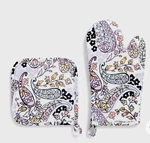 Vera Bradley Pot Holder & Oven Mitt Set In Cotton Maddalena Paisley Soft Nwt. Fixed Price $19.99.