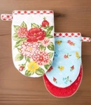 The Pioneer Woman Sweet Rose Mini Kitchen Oven Mitts 2-PC Set Floral Rare New. Fixed Price $21.97.
