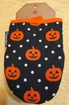 2 Pack Cuisinart Heat Resistant Mini Oven Mitts, Orange Pumpkin, Halloween B0495. Fixed Price $13.59.