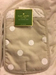 Kate Spade New York Beige & White Polka Dot Flaxseed Pot Holder Nwt. Fixed Price $34.99.