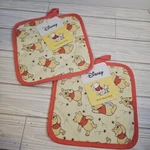 Disney Winnie The Pooh Holder Set Of 2 With Honey Pots & Bee New. Fixed Price $15.99.