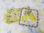 Nwt Primitives By Kathy + Annie Quigley 2 Lemon Potholders Glove. Fixed Price $11.89.