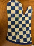 Mackenzie-childs Royal Check Bistro Oven Mitt-nwt. Fixed Price $45.00.