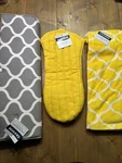 Cannon Kitchen Set With Oven Mitt, Towel, Dish Drying Mat. Fixed Price $14.99.