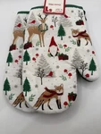 Holiday Style Oven Mitts Christmas Nwt 2 Pc Reindeer, Gnome Great Gift Idea. Fixed Price $9.99.