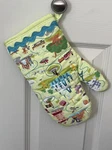 Disney World Park Attraction Map Oven Mitt New. Fixed Price $9.99.