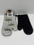 Disney Star Wars Mandalorian Oven Mitt Set Grogu Baby Yoda Nwt. Fixed Price $11.99.