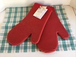 Set 2 Ribbed Soft Silicone Bright Red Oven Mitts. Fixed Price $19.95.