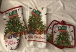 New! Christmas Tree Oven Mitt, Towel, 2 Pot Holders Home Kitchen Decor Glittery. Fixed Price $13.99.