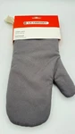 Le Creuset 100% Cotton 14 Oven Mitt Glove Oyster Flint Grey Gray New. Fixed Price $39.99.