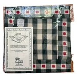 Park Imports Tie Corner 8 X Square Basket Green Plaid Apple Cottage Core. Fixed Price $7.99.