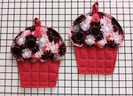 Pretty Cupcake Oven Mitts Set Of 2 Made In Usa 8 X 10. Fixed Price $18.00.