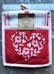 New Red Holiday Kitchen Gift Set Potholder + Dish Towel By Dii Nwt Heart Flower. Fixed Price $16.00.