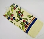 Home Collection Plum Design Kitchen Towels 15" X 25" Off White Blue Red Green. Fixed Price $6.00.