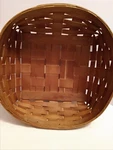 Heritage Mint Ltd Basket Canadian Maple 10IN Round Base 7.5IN Square Shape. Fixed Price $12.00.