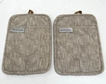 2 Kitchenaid Silicone Ribbed Grip Mitts Leather Hanging Loop 6.75"X9.5". Fixed Price $14.95.