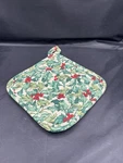Longaberger Single Pot Holder American Holly Beautiful Holiday Pattern. Fixed Price $9.99.