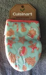 Cuisinart 2PK Christmas Silicone Mini Oven Mitts Gingerbread Theme New. Fixed Price $9.99.