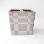 New Koolaburra By Ugg Modern Ceramic Plaid Toothbrush Holder. Fixed Price $15.20.