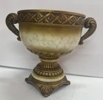 Centerpiece Deco 79 Polystone Bowl T7. Fixed Price $24.00.