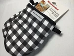 Kitchenaid 2 Pack Mini Mitt 100% Cotton Silicone Grip Black White Check Nwt. Fixed Price $17.99.