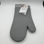 Kitchenaid Silicone Oven Mitts New Gray Ribbed Heat Resistant Essentials. Fixed Price $16.99.