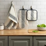 Oven Mitt Kitchen Towel Potholder Black White Silicon Better Homes & Gardens Set. Fixed Price $9.90.