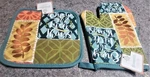 New- 1 Oven Mitts & Pot Holder, "enjoy The Little Things", Leaf Geometric. Fixed Price $7.95.