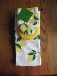 New Kate Spade Yellow Lemon Kitchen Towel And Mini Oven Mitt 4 Piece Set. Fixed Price $32.50.
