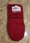 New! Better Homes & Gardens Neoprene Non Slip Grip Oven Mitt Red Black. Fixed Price $12.00.