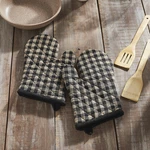 Black Check Oven Mitt Set Of 2 Vhc Brands. Fixed Price $19.95.
