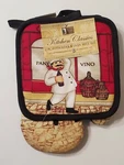 Better Home Kitchen Classics 2 Pc Potholder And Oven Mitt Set Chef Design. Fixed Price $5.00.