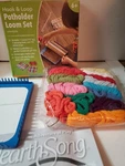 Hearthsong Hook & Loop Potholder Loom Set 7.5 Sq In For 6+ - Nip. Fixed Price $12.95.