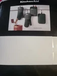 Kitchenaid 4-PIECE Oven Mitt Set 2 Gloves, Potholders Non-slip Grips .green. Fixed Price $26.05.