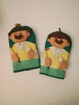1994 Twin Golfer Novelty Pot Holder Oven Mitts Winfield Kitchen Decor. Fixed Price $17.95.